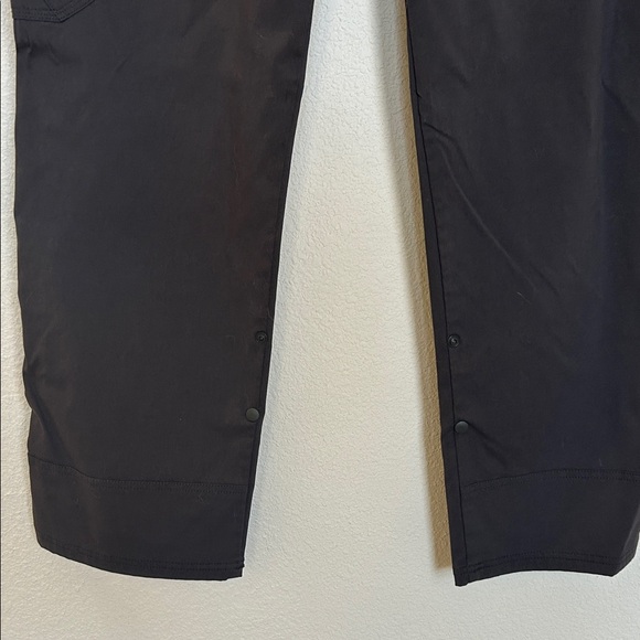 Prana Men's Black Cargo Pants - Picture 6 of 7